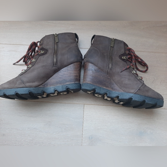 Sorel wedge ankle boots - Picture 4 of 5